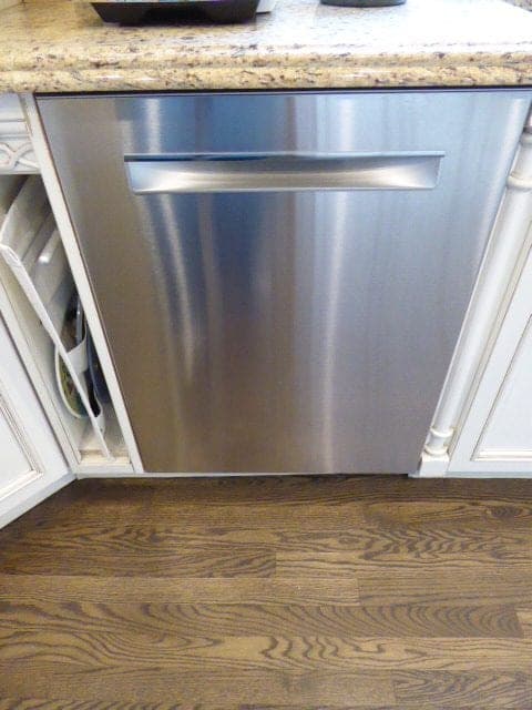 Bosch 24" SS Dishwasher